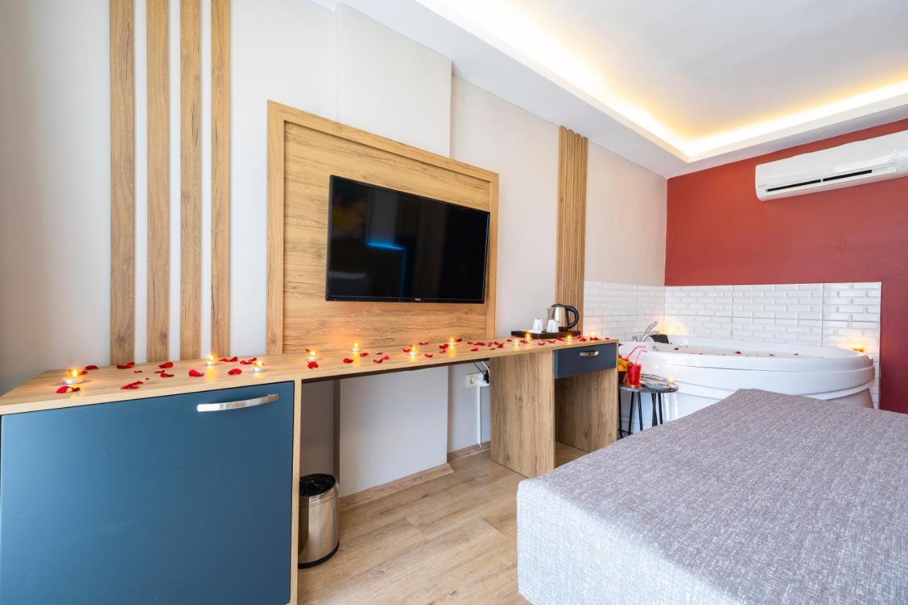 Rush Hotel Istanboel Buitenkant foto